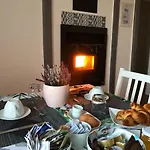 Dimor'a Bed and Breakfast 3*